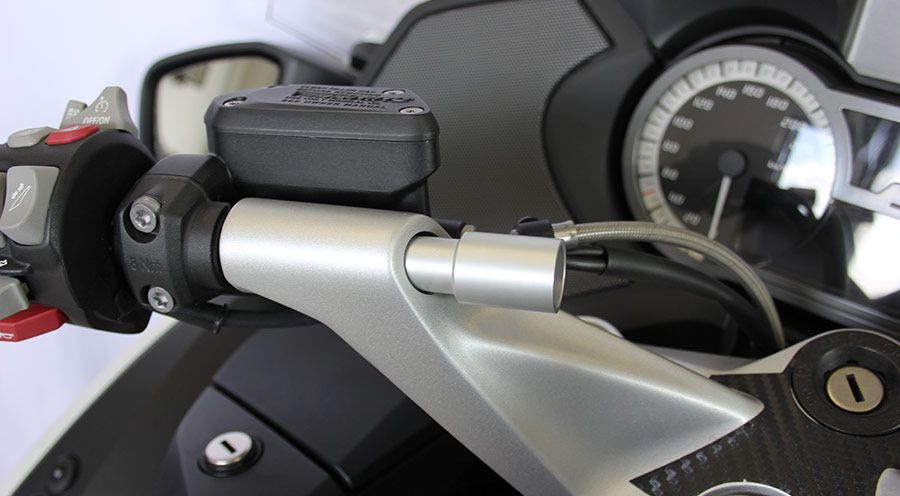 BMW K1600GT & K1600GTL 管状ハンドルバー固定用アダプター