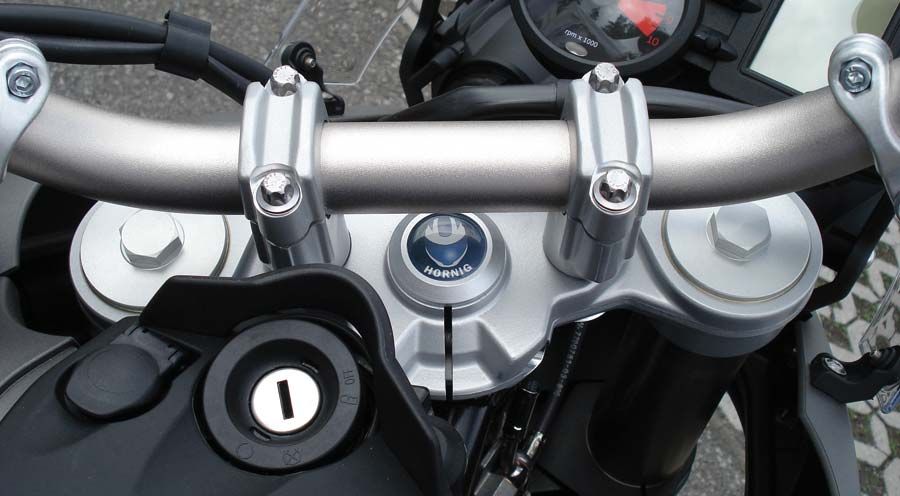 BMW F650GS (08-12), F700GS & F800GS (08-18) センターキャップトップ・ヨーク