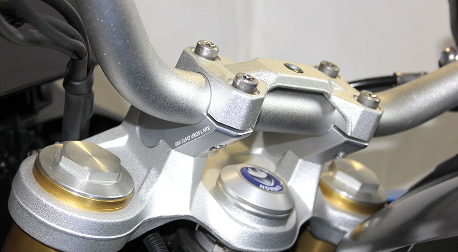 BMW F800GS (2024- ), F900GS & F900GS Adv オフセット付きハンドルバー・ライザー