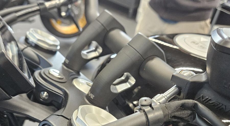 BMW R12nineT, R12, R12S & R12G/S オフセット付きハンドルバー・ライザー