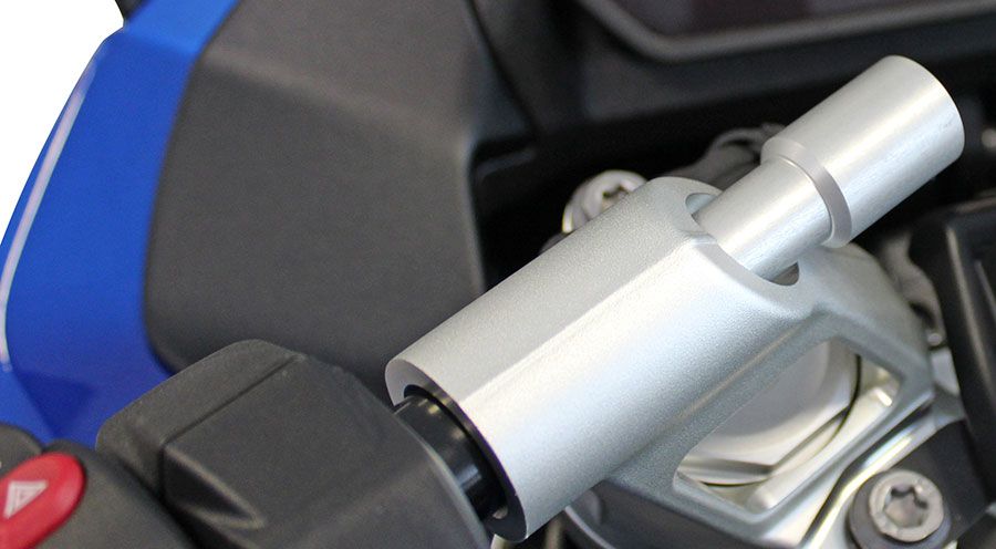 BMW R1300RT 管状ハンドルバー固定用アダプター