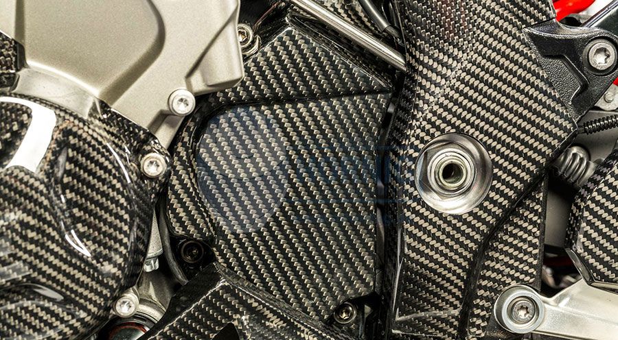 BMW S 1000 XR (2015-2019) カーボン・フロント スプロケット カバー