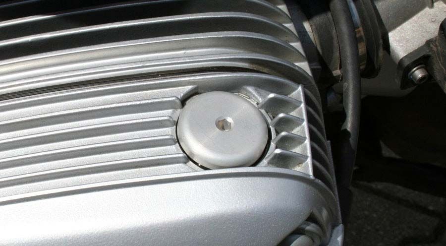 BMW R1100S オイル注入口 プラグ