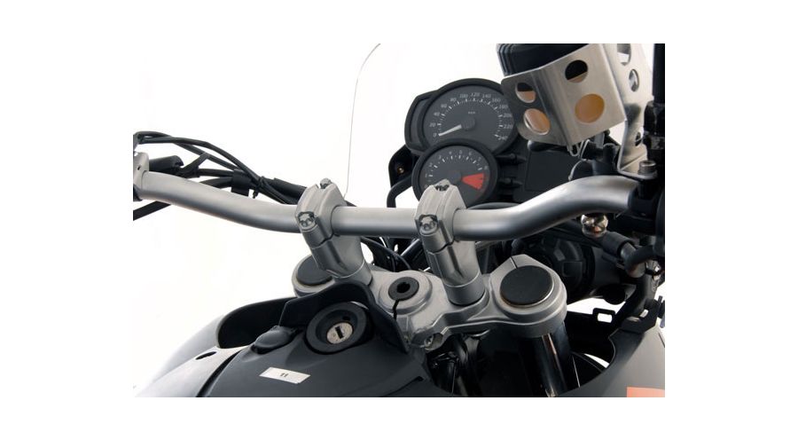 BMW F650GS (08-12), F700GS & F800GS (08-18) ハンドルバー・ライザー(20mm)