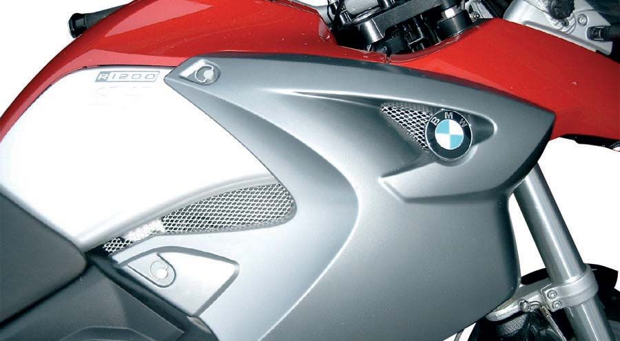 BMW R1200GS (04-12), R1200GS Adv (05-13) & HP2 ステンレス・タンクグリル