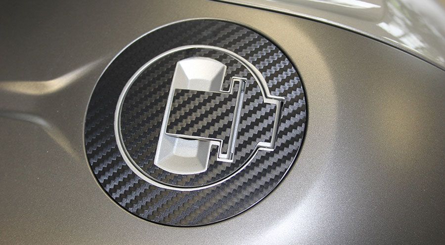 BMW R 1200 R, LC (2015-2018) 3Dカーボンルック・フィラーキャップ・パッド