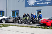 BMW R1200GS, BMW R1200GS LC 2013, BMW S1000RR, Ferrari 458 Italia, Nissan GTR 700PS vs Roding Roadster