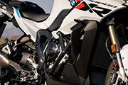 BMW Motorrad presents the new S1000XR