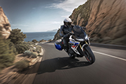 新型BMW R1300RS
