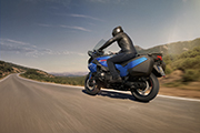 新型BMW R1300RT